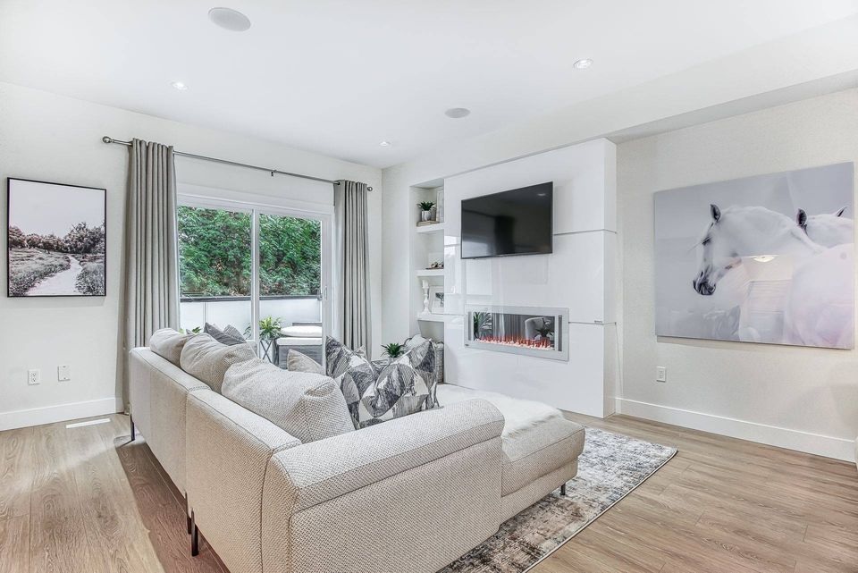Living Room in the Isola Townhouse Development in Surrey BC sold by Vantage West Project Sales