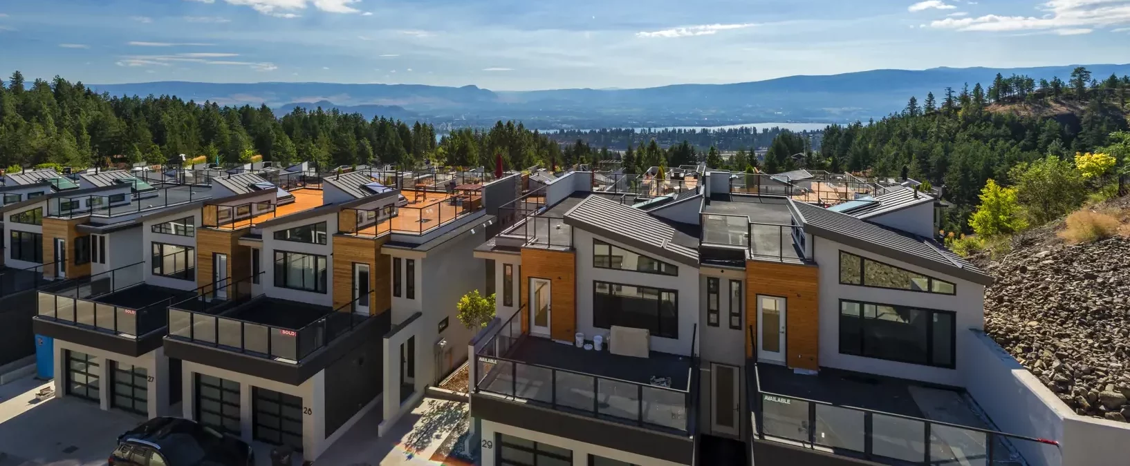 The Lakeview Terrace rooftop exterior view, a real estate development in Kelowna sold by Vantage West Project Sales.