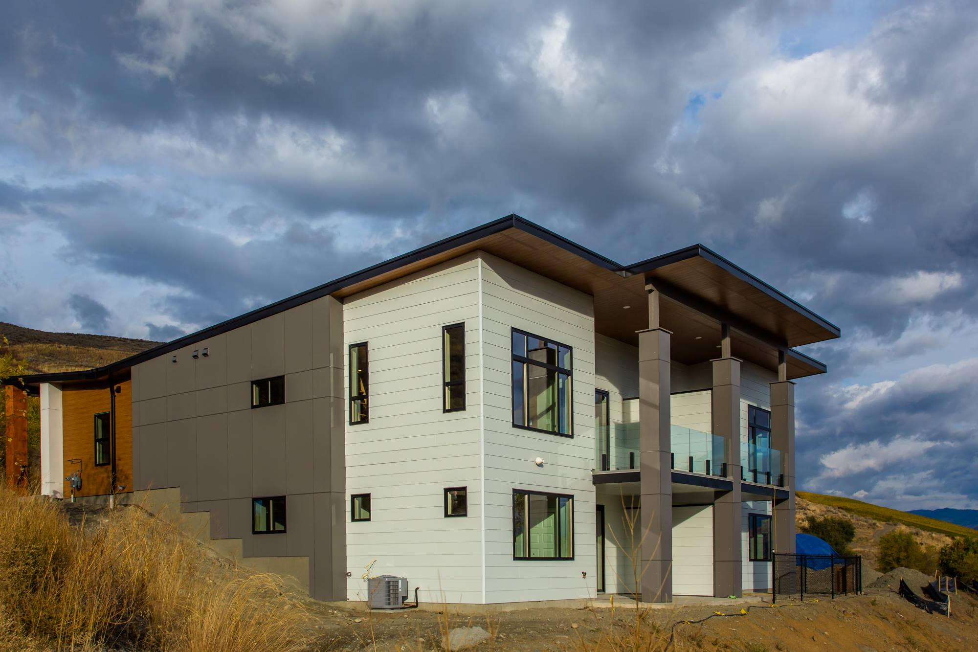 The Vista Villas Backyard Exterior real estate development sold by Vantage West Project Sales.